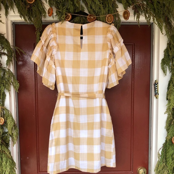 NWT - Who What Wear - Yellow & White Gingham Dress with ruffle sleeves - Picture 4 of 9